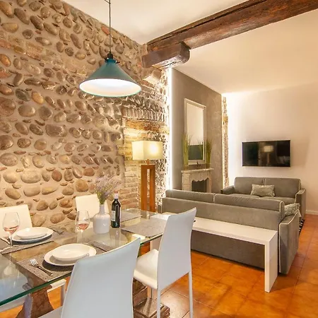 Il Cuscino Di Giulietta - 2 Min From Arena Apartment *