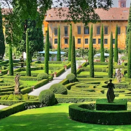 Il Cuscino Di Giulietta - 2 Min From Arena