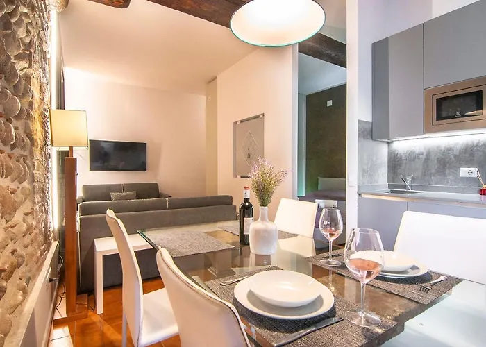 Il Cuscino Di Giulietta - 2 Min From Arena Verona